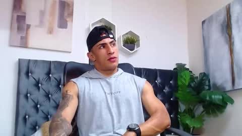   online show from 1, 10, 2025