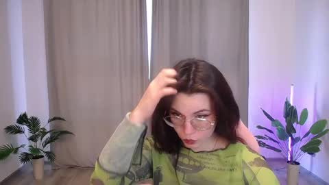 Snapshot of adriana_meow246 chatting on 4, 2, 2026 Adriana online show from 4, 2, 2026