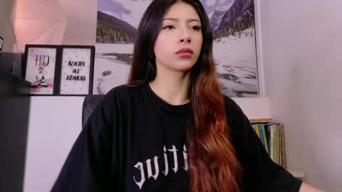 Adriana  online show from 7, 6, 2026