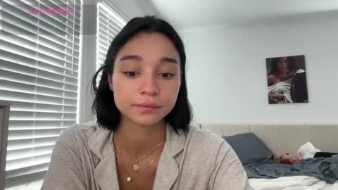 Adrianna  online show from 8, 9, 2025