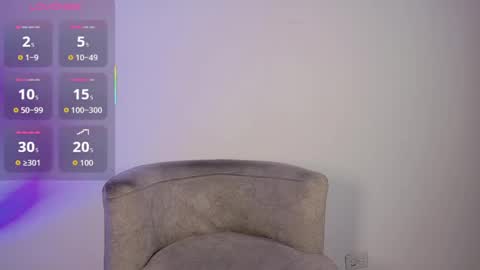 adriel_escalante online show from 28, 4, 2026