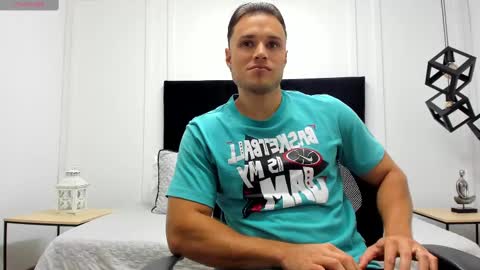 Adrein Roche online show from 24, 1, 2025