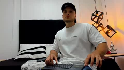 Adrein Roche online show from 15, 2, 2025