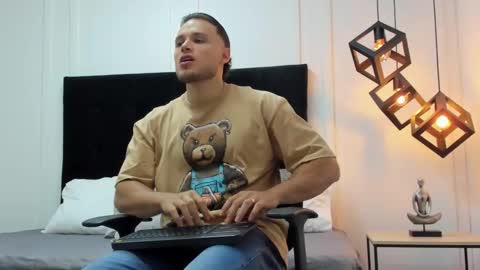 Adrein Roche online show from 1, 3, 2025