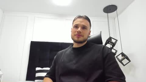 Adrein Roche online show from 3, 10, 2025