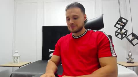 Adrein Roche online show from 25, 10, 2025