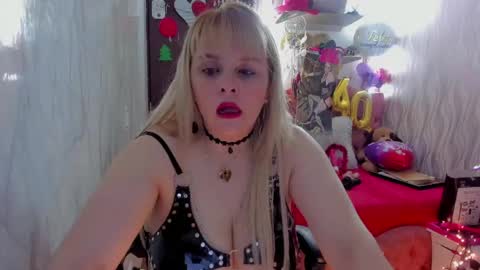 adriiana_fox_ online show from 22, 4, 2026