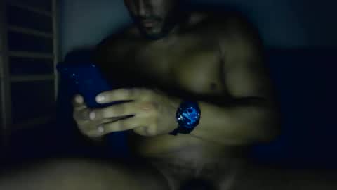 adventureloverrr online show from 30, 5, 2026