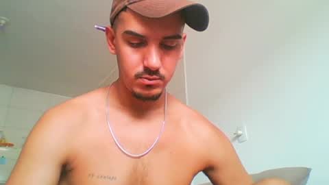 Snapshot of aelucius chatting on 25, 1, 2025 Luci online show from 25, 1, 2025