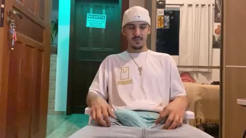 Snapshot of aelucius chatting on 20, 9, 2025 Luci online show from 20, 9, 2025