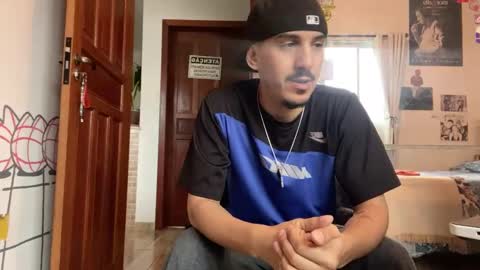 Snapshot of aelucius chatting on 22, 9, 2025 Luci online show from 22, 9, 2025