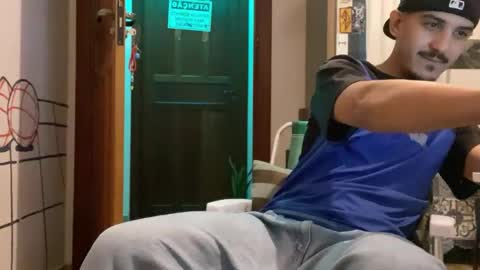 Snapshot of aelucius chatting on 9, 10, 2025 Luci online show from 9, 10, 2025