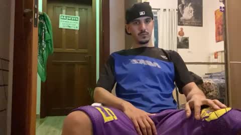 Snapshot of aelucius chatting on 30, 10, 2025 Luci online show from 30, 10, 2025