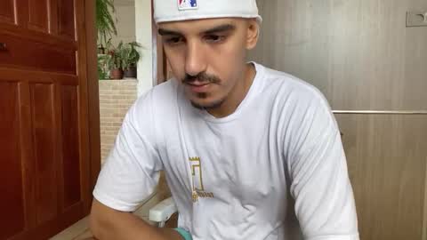 Snapshot of aelucius chatting on 5, 2, 2026 Luci online show from 5, 2, 2026