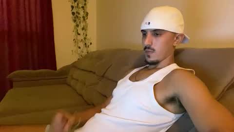 Snapshot of aelucius chatting on 8, 3, 2026 Luci online show from 8, 3, 2026