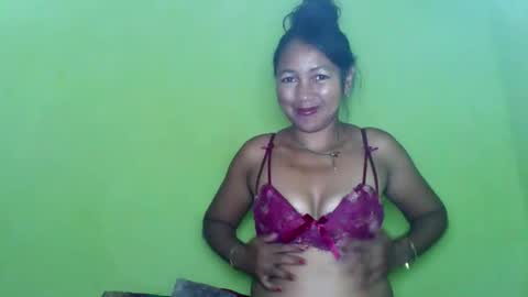 Snapshot of aelyaa chatting on 3, 5, 2026 aelyaa online show from 3, 5, 2026