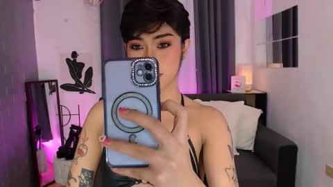 Snapshot of aeshamargaux chatting on 13, 9, 2025 aeshamargaux online show from 13, 9, 2025