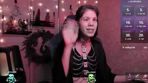 Snapshot of aesthetic_being chatting on 21, 12, 2025 Tiana online show from 21, 12, 2025