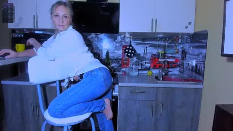 Snapshot of afanasia chatting on 4, 1, 2025 OneAfa online show from 4, 1, 2025