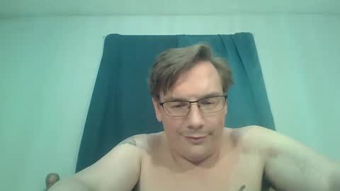 Snapshot of afreeman1 chatting on 19, 10, 2025 afreeman1 online show from 19, 10, 2025