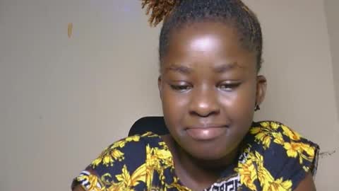 african_sluttygal online show from 16, 11, 2025