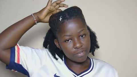 african_sluttygal online show from 24, 11, 2025