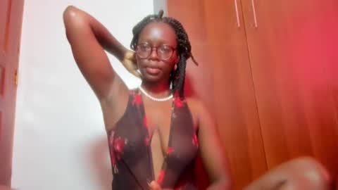 Snapshot of afro_pop chatting on 5, 1, 2025 Leah online show from 5, 1, 2025