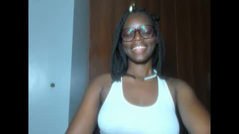 Snapshot of afro_pop chatting on 11, 1, 2025 Leah online show from 11, 1, 2025