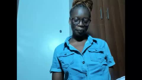 Snapshot of afro_pop chatting on 15, 2, 2025 Leah online show from 15, 2, 2025