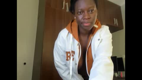 Snapshot of afro_pop chatting on 22, 2, 2025 Leah online show from 22, 2, 2025