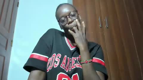 Snapshot of afro_pop chatting on 5, 3, 2025 Leah online show from 5, 3, 2025