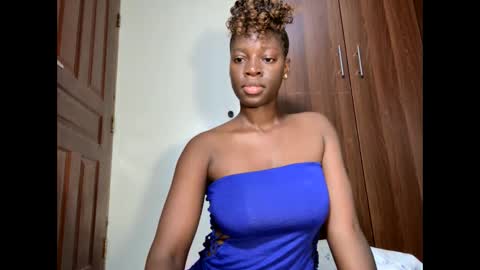 Snapshot of afro_pop chatting on 19, 9, 2025 Leah online show from 19, 9, 2025