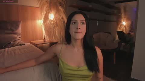 Emma online show from 1, 3, 2025