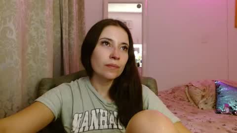 afrodithaa_ online show from 23, 4, 2026