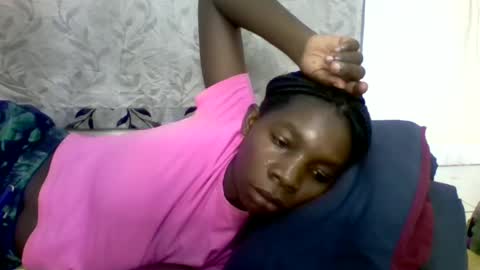 Snapshot of afronubians_ chatting on 5, 2, 2025 pink and josphen online show from 5, 2, 2025