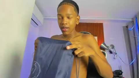 afrowayuu online show from 22, 6, 2026