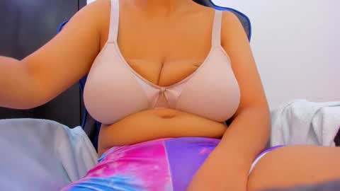 Snapshot of agata18_ chatting on 27, 5, 2026 A G A T A online show from 27, 5, 2026