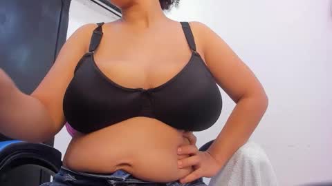 Snapshot of agata18_ chatting on 9, 6, 2026 A G A T A online show from 9, 6, 2026