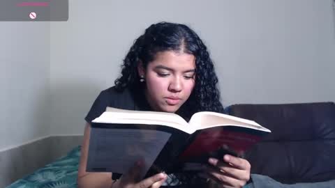 Agatha online show from 25, 4, 2026