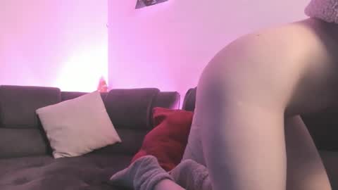 Camila     2 online show from 18, 12, 2025