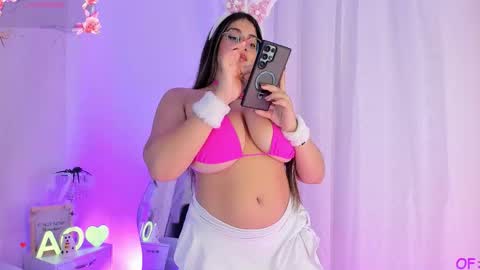 Agatha Owens online show from 30, 10, 2025