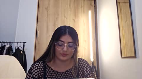 Agatha Owens online show from 14, 3, 2026