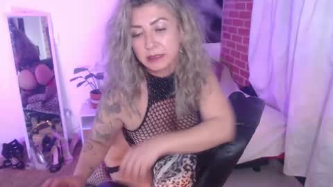 Snapshot of agnes_blackmore chatting on 24, 7, 2026 Lily online show from 24, 7, 2026