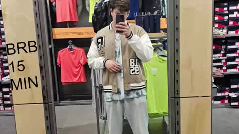 Snapshot of agnesmax chatting on 6, 3, 2026 Agn online show from 6, 3, 2026