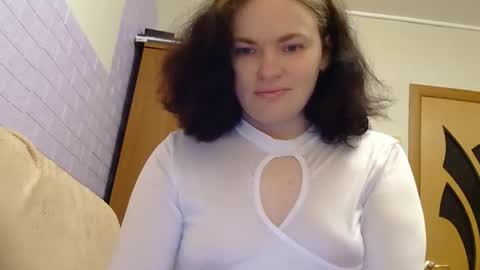 Agnettta online show from 15, 9, 2025