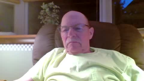aguynrkfrd online show from 25, 7, 2026