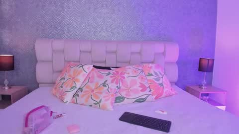 Ahmara  online show from 15, 9, 2025