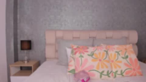 Ahmara  online show from 18, 9, 2025