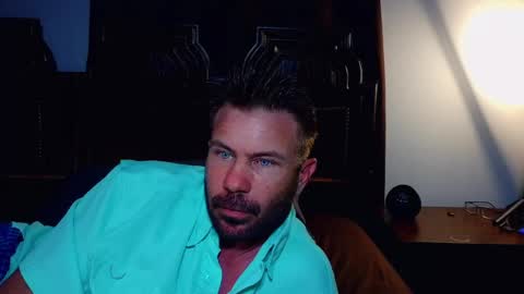 Blue Eyed Handsome Man online show from 22, 3, 2026