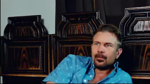 Snapshot of ahardman10 chatting on 1, 5, 2026 Blue Eyed Handsome Man online show from 1, 5, 2026